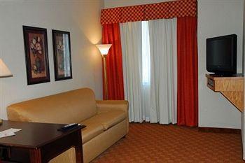 Chisholm Suite Hotel Duncan Εξωτερικό φωτογραφία